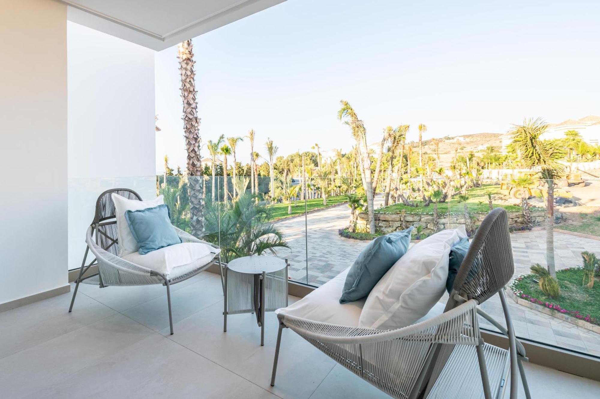 Le Bleu Villa *